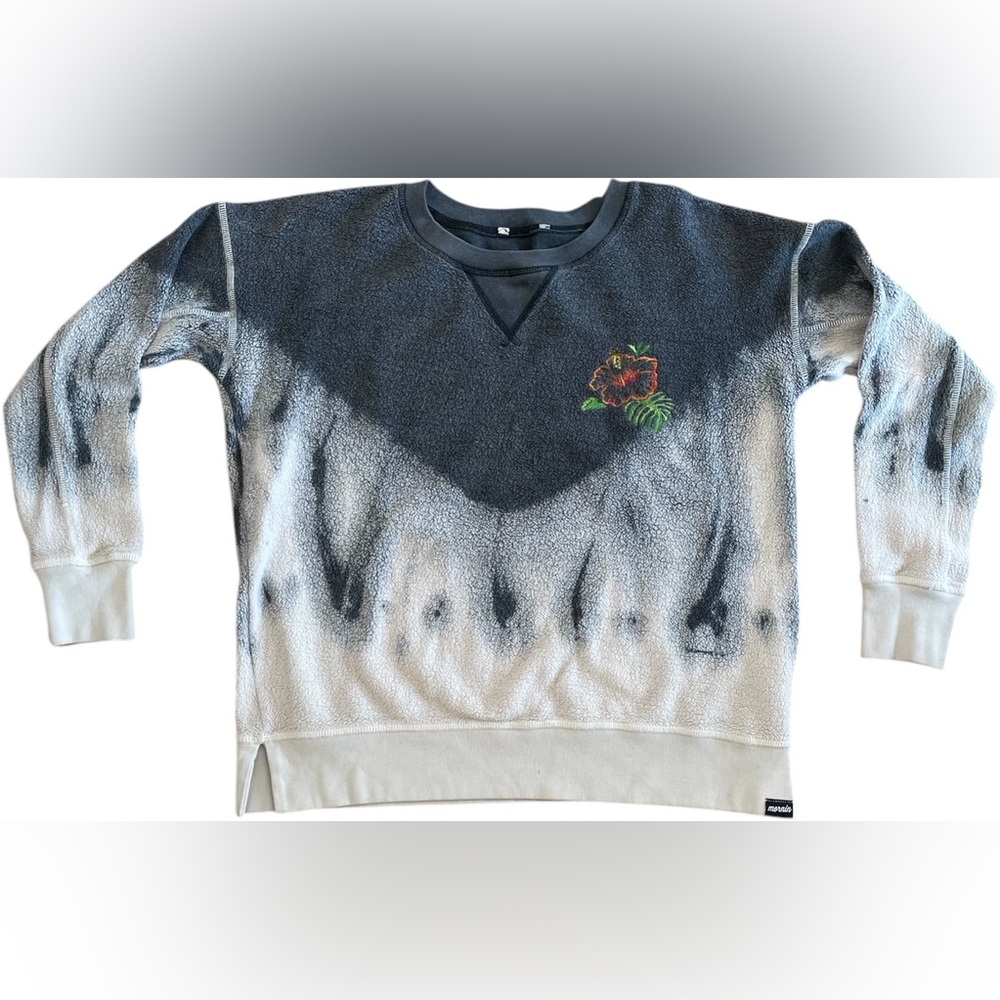 Embroidered hibiscus flower tie dye American eagle sweatshirt women’s small